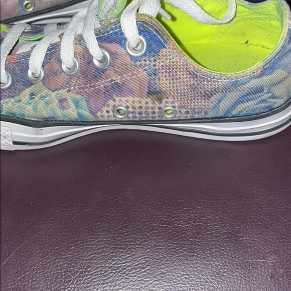 Converse - Picture 6 of 9